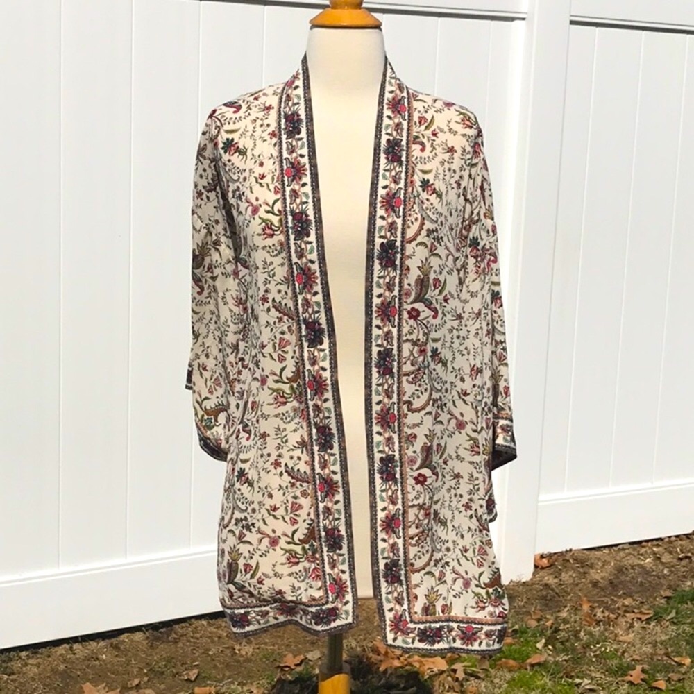 NWT Max Studio Cream Floral Kimono Size Medium
